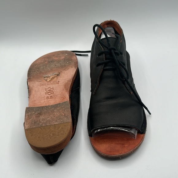 Anthropologie Gee Wawa Leather Open Toe sandals - Picture 3 of 7